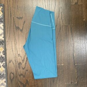 Lulu Lemon size 4 leggings.